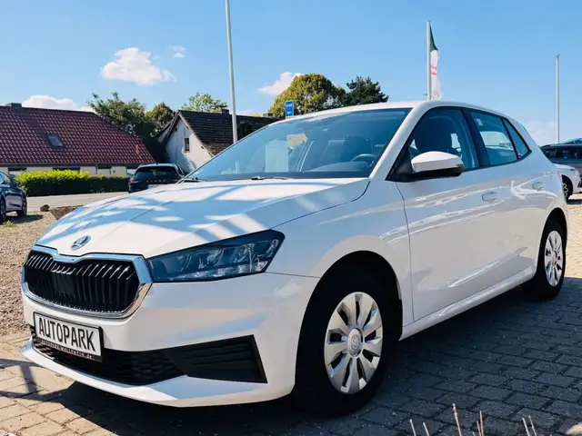 Skoda Fabia view 3