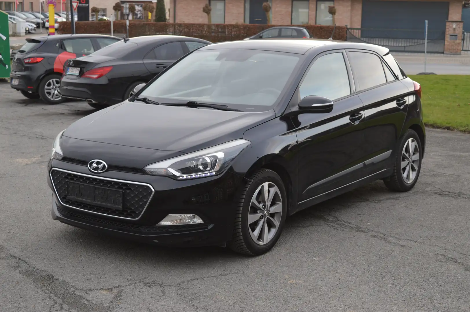 Hyundai i20 i20 1.4i Pop Noir - 1