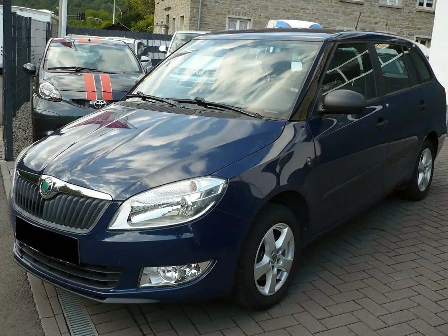 Skoda Fabia 1.4 MPI Combi COOL EDITION Klima 1 Hand Servo Blau - 2