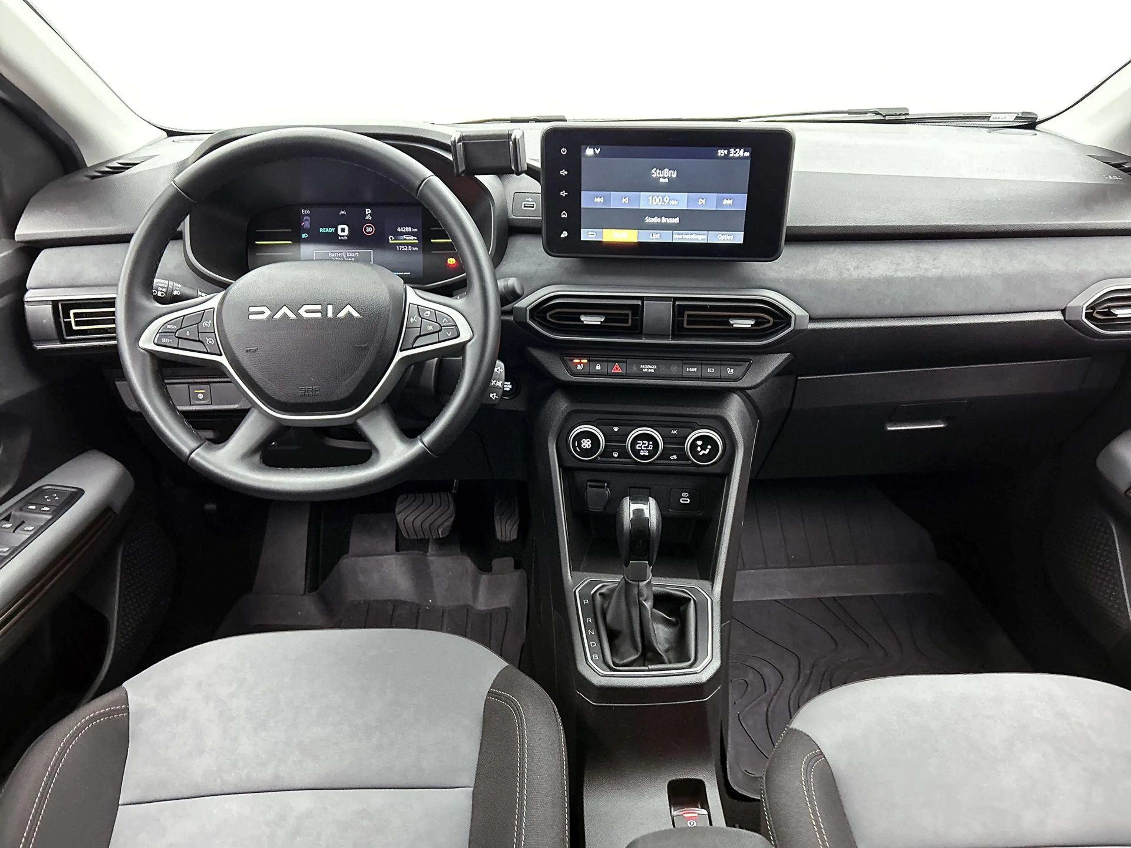 Dacia Jogger 1.6 Hybrid 140 Extreme 7p. — photo 3