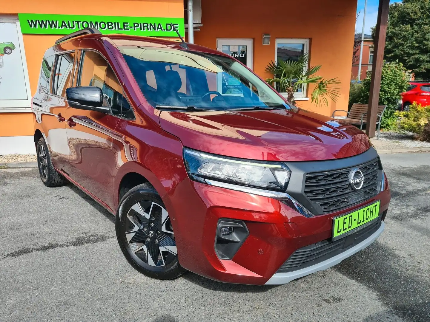 Nissan Townstar DIG-T 130 6-G L1 N-Design +NAVI/LED/CAM Rouge - 1