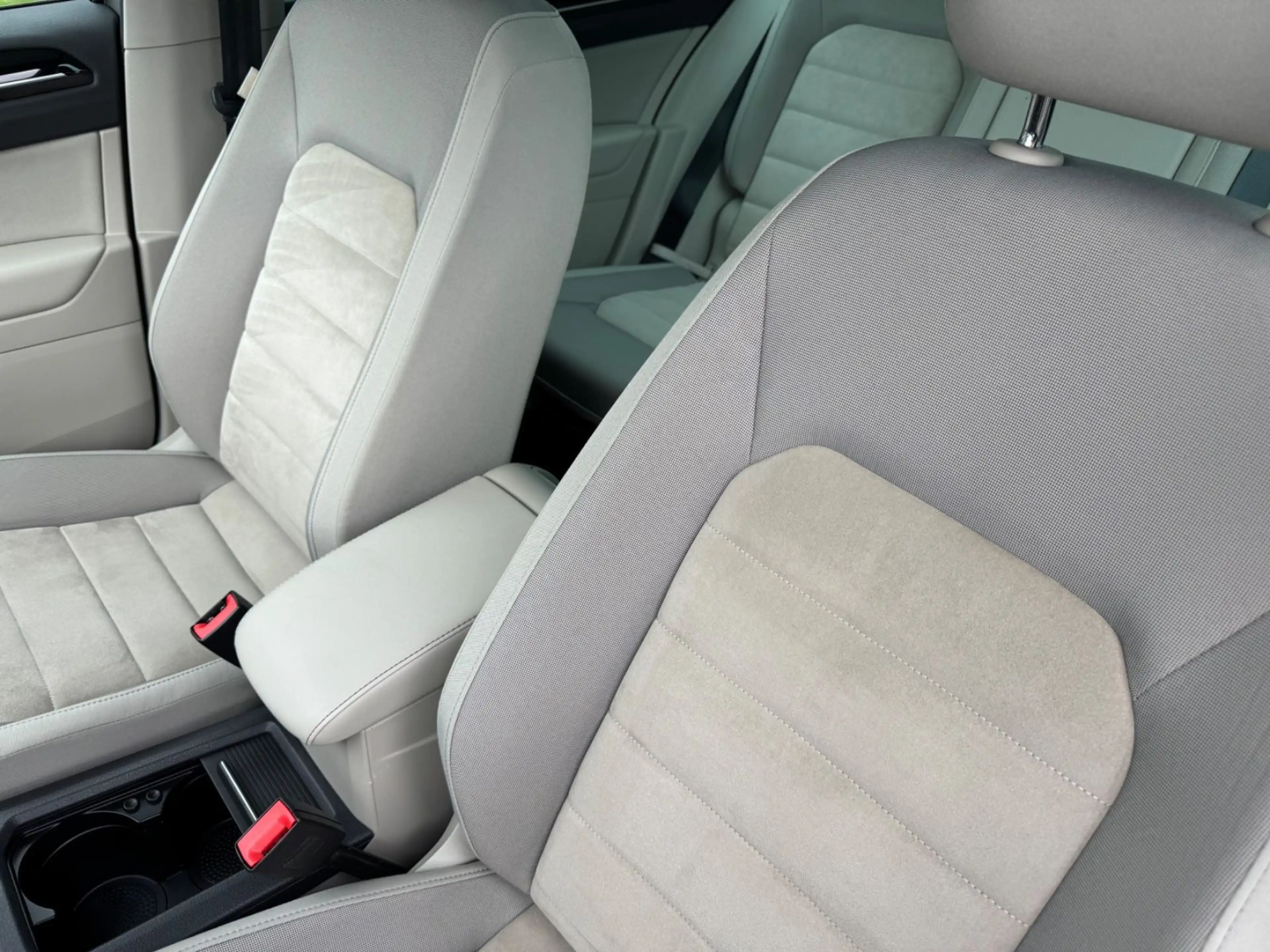 Volkswagen Golf Sportsvan DSG Highline Bi Xenon Klimaauto — photo 12