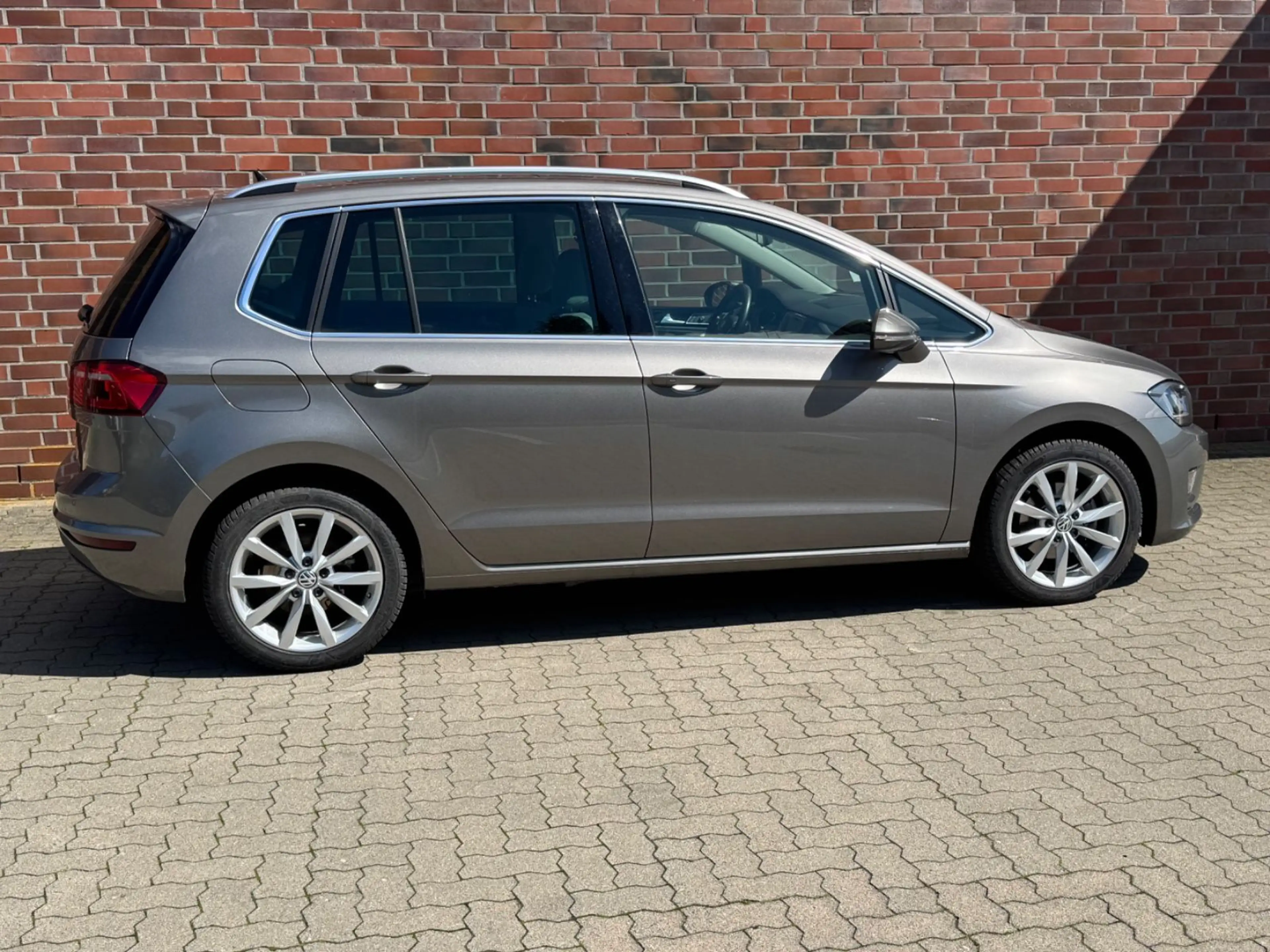 Volkswagen Golf Sportsvan DSG Highline Bi Xenon Klimaauto — photo 6