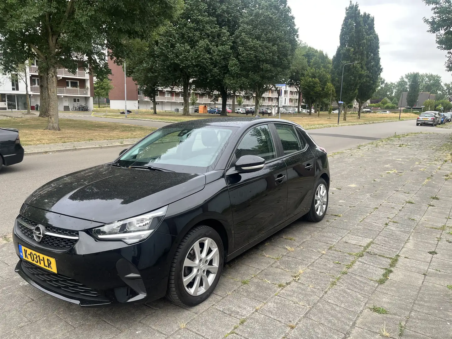 Opel Corsa 1.2 Edition | start-stop | airco | carplay Zwart - 2