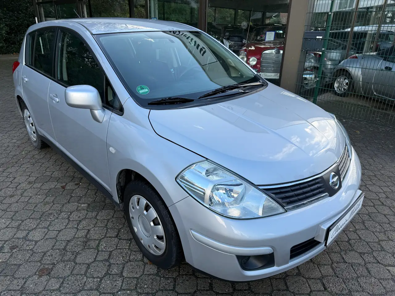 Nissan Tiida