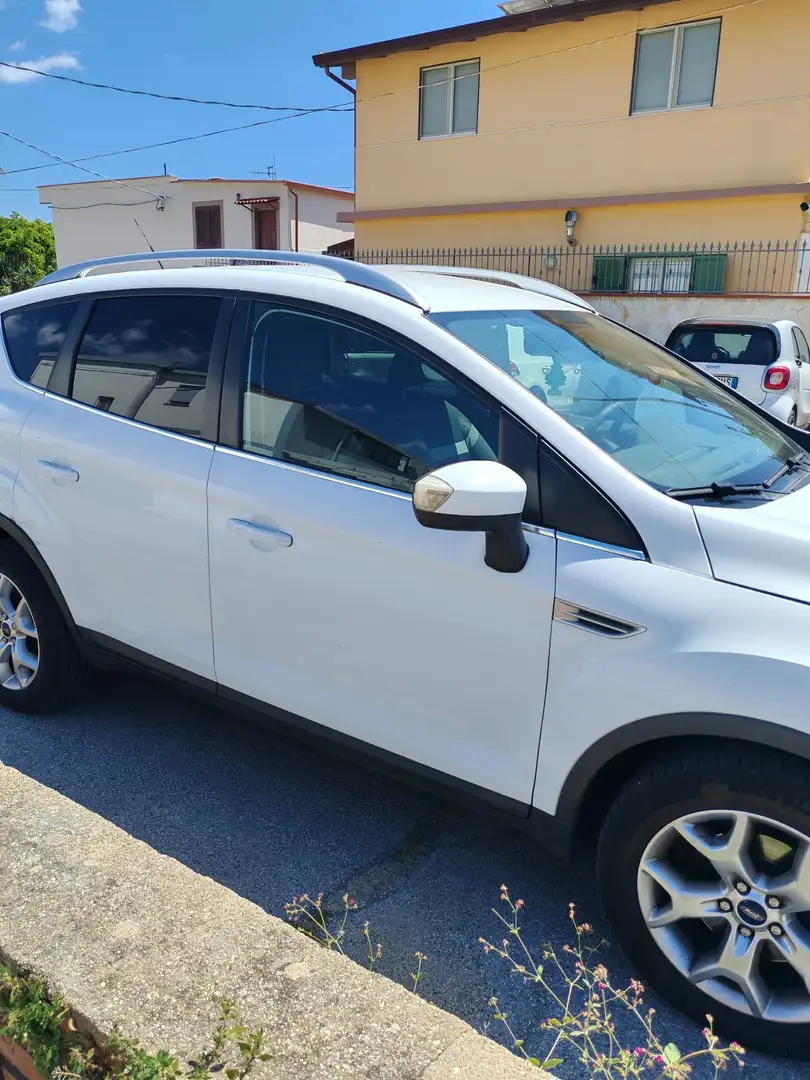 Ford Kuga 2.0 tdci + 2wd 140cv - 2
