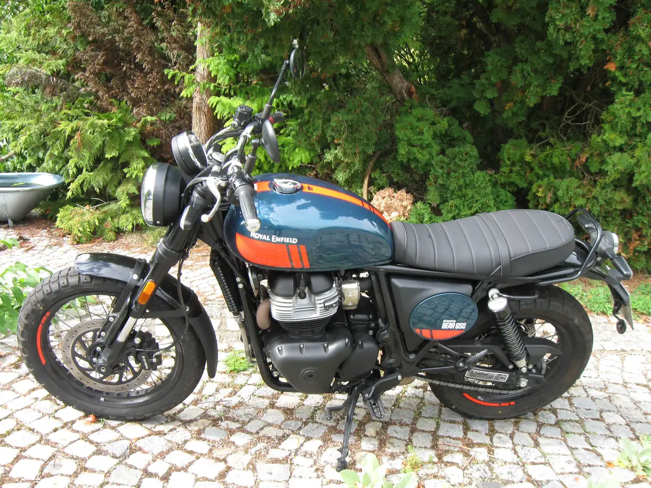 Royal Enfield Bear 650