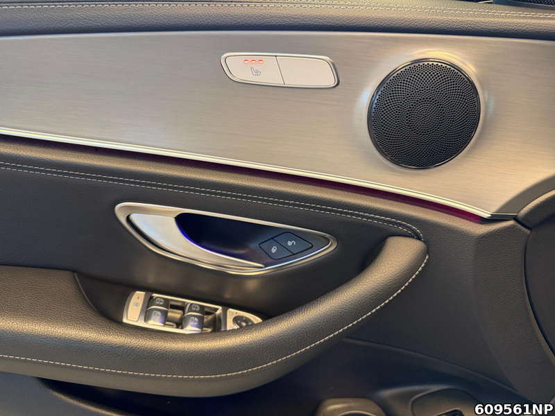 Mercedes-Benz E 220 d AMG Line Night-Edition Kamera Distronic+ — photo 14