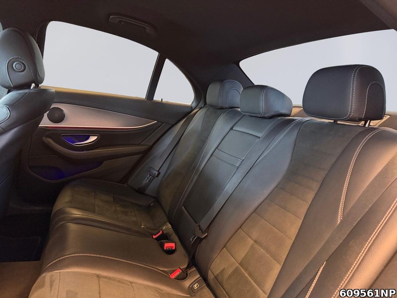 Mercedes-Benz E 220 d AMG Line Night-Edition Kamera Distronic+ — photo 11