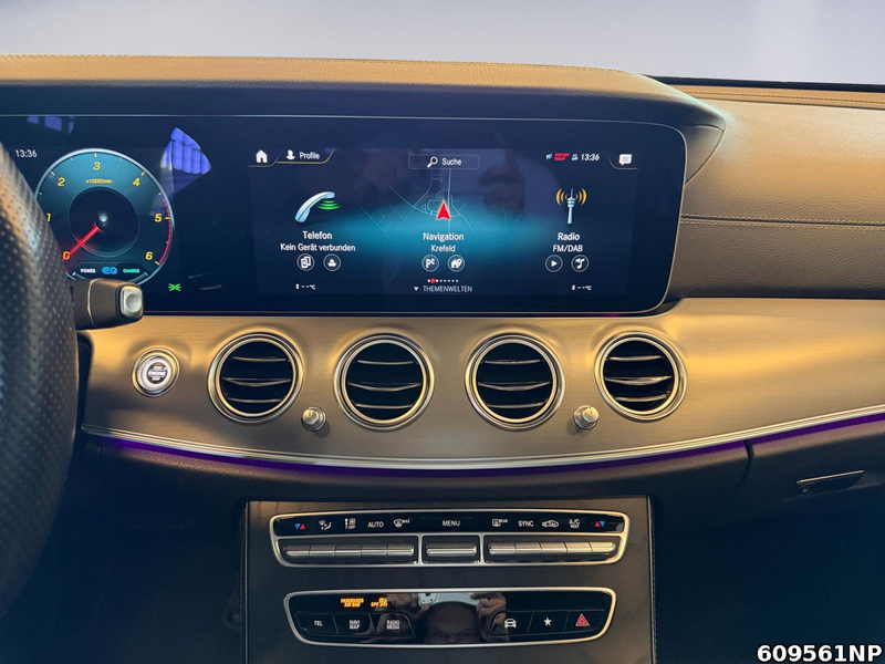 Mercedes-Benz E 220 d AMG Line Night-Edition Kamera Distronic+ — photo 12