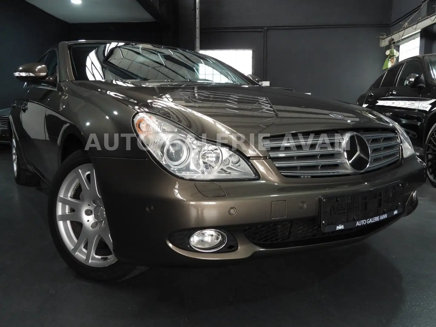 Mercedes-Benz CLS 350 CGI DEUTSCHES FAHRZEUG 1.HAND Gris - 1