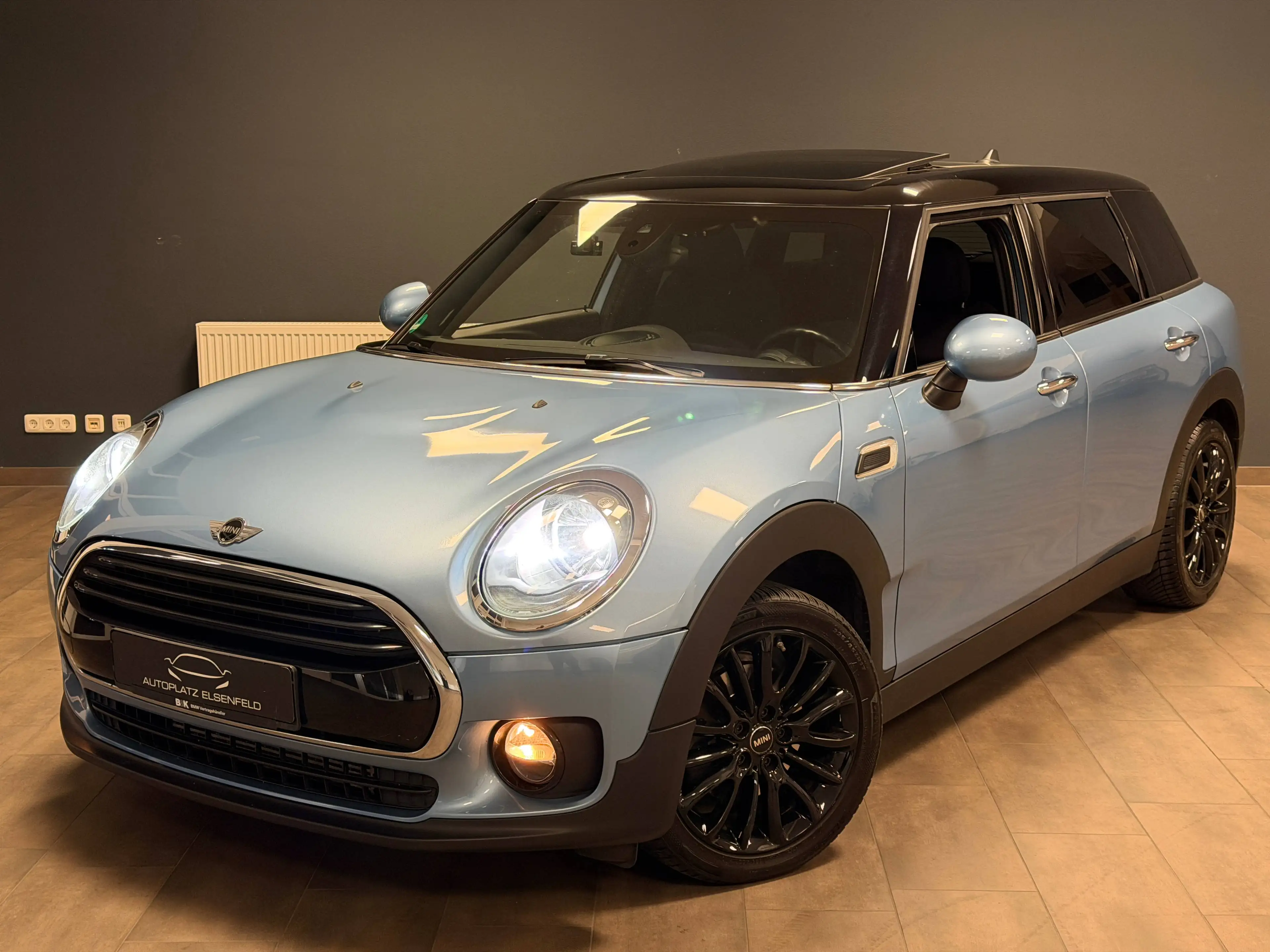 MINI Cooper Clubman 1.5 John Cooper Works /2.HD/PANORAMA/CARPLAY/NAVI