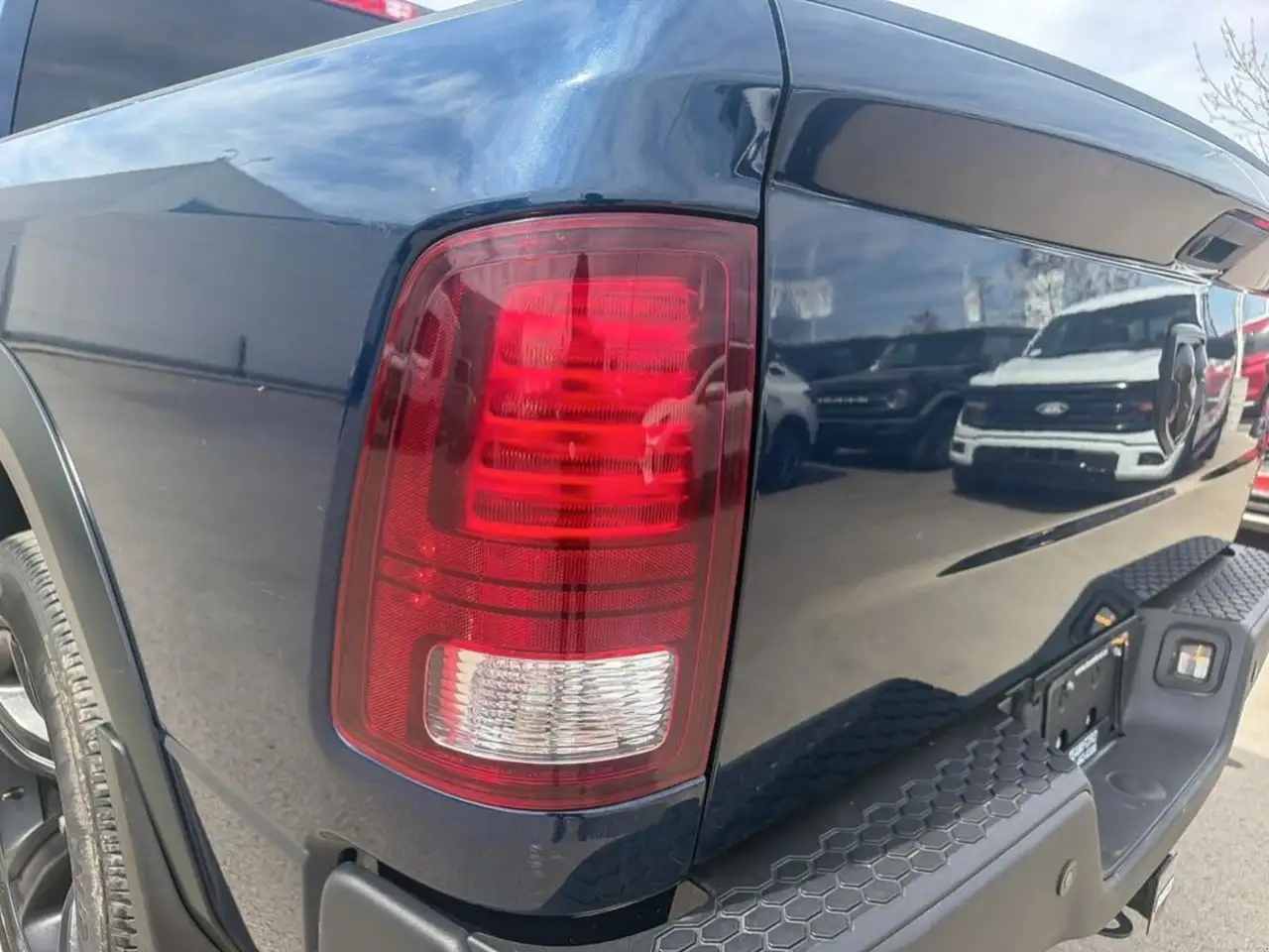 RAM 1500 снимка RAM 1500