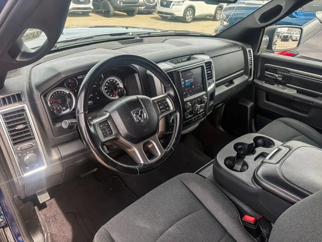 RAM 1500 снимка RAM 1500