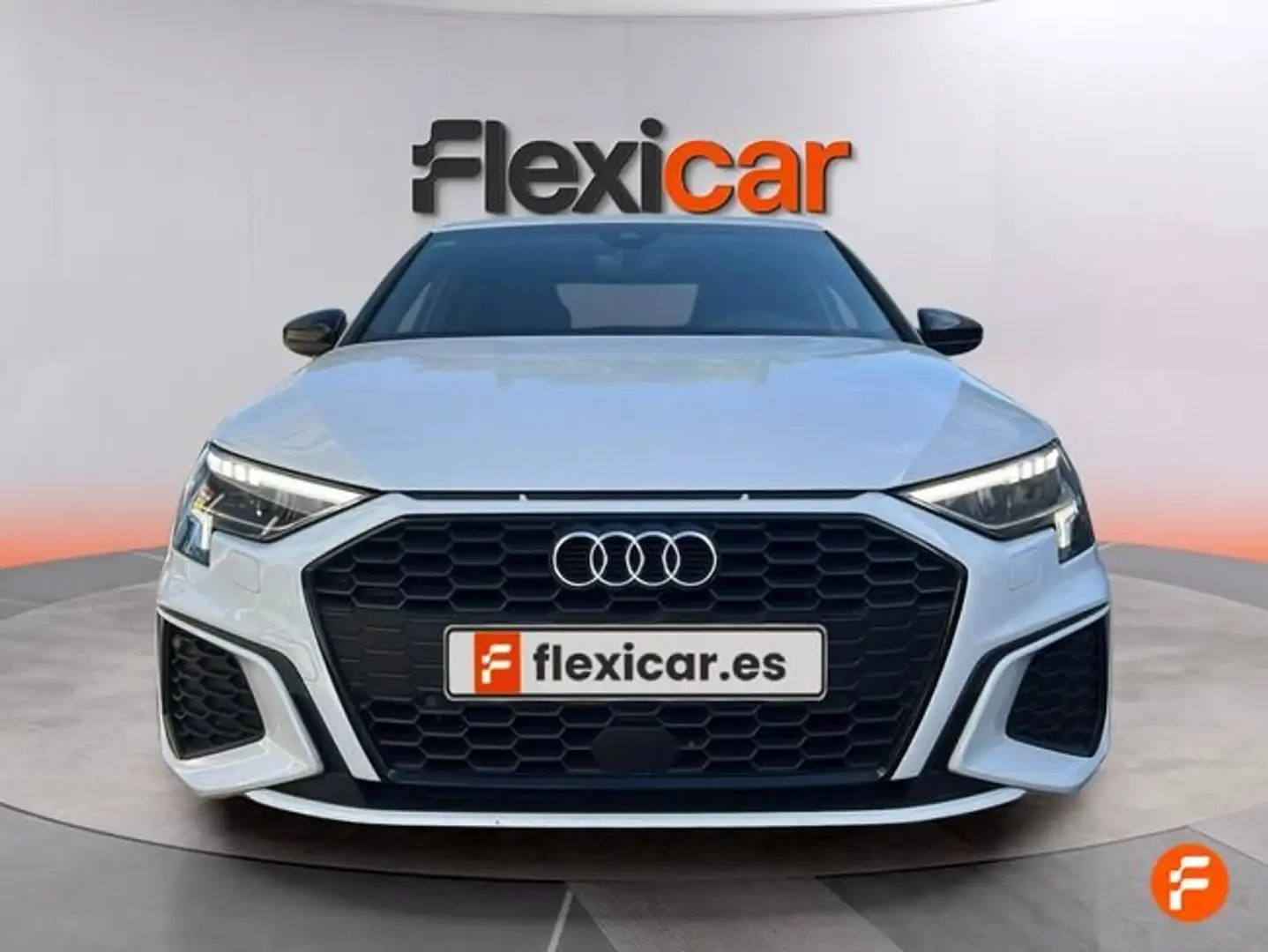 Audi A3 Sedán 30TDI S line Blanco - 2