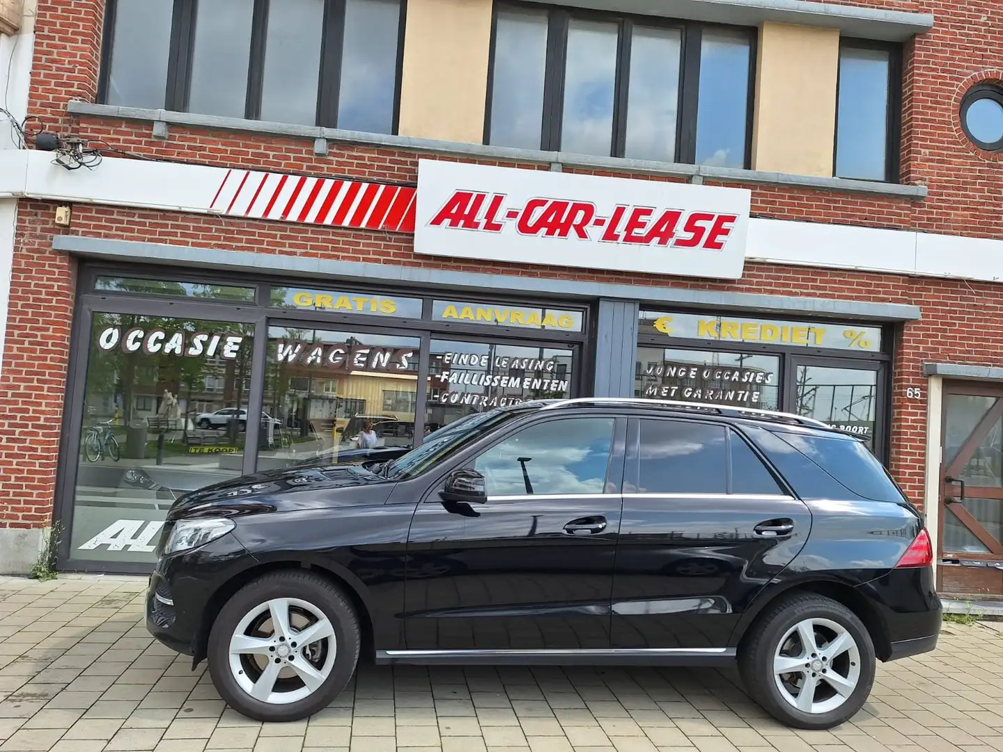 Mercedes-Benz GLE 350 Rij-Assist. packet Plus/ Easy Pack Electro.Hydraul Zwart - 1