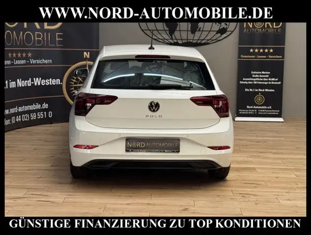 Volkswagen Polo view 10