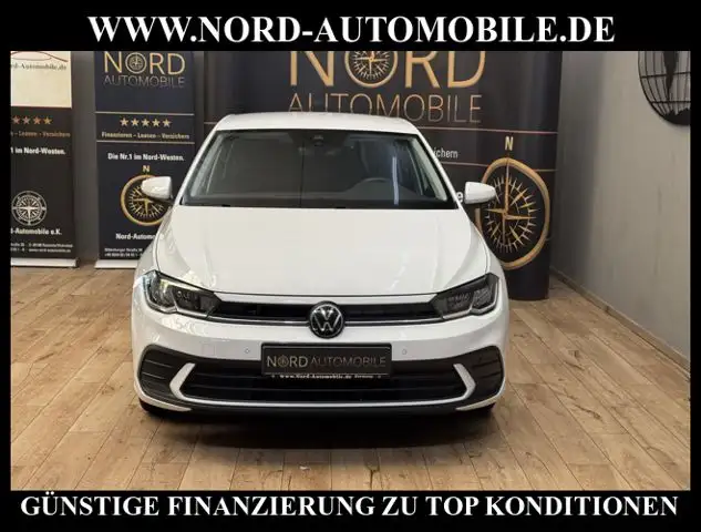 Volkswagen Polo view 4
