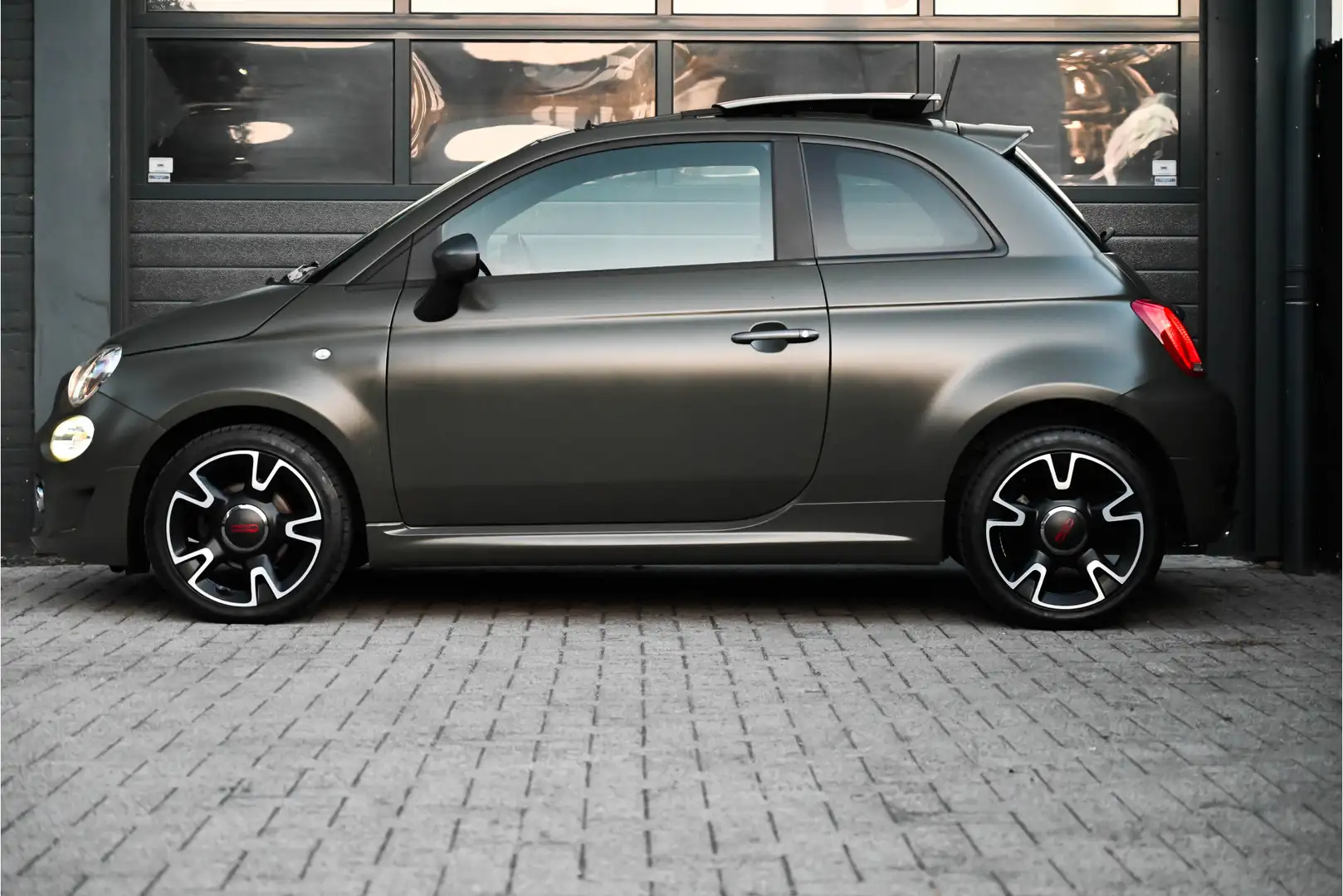 Fiat 500 1.2 Lounge Pano,Navi Vert - 2