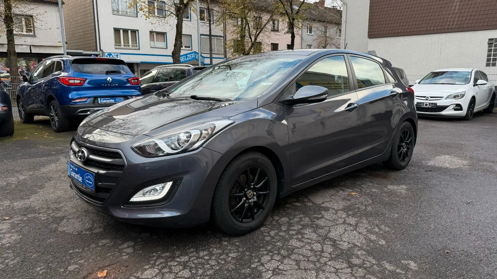 Hyundai i30 1.6 blue Trend|Kamera|Bluetooth|1. Hand Gris - 1