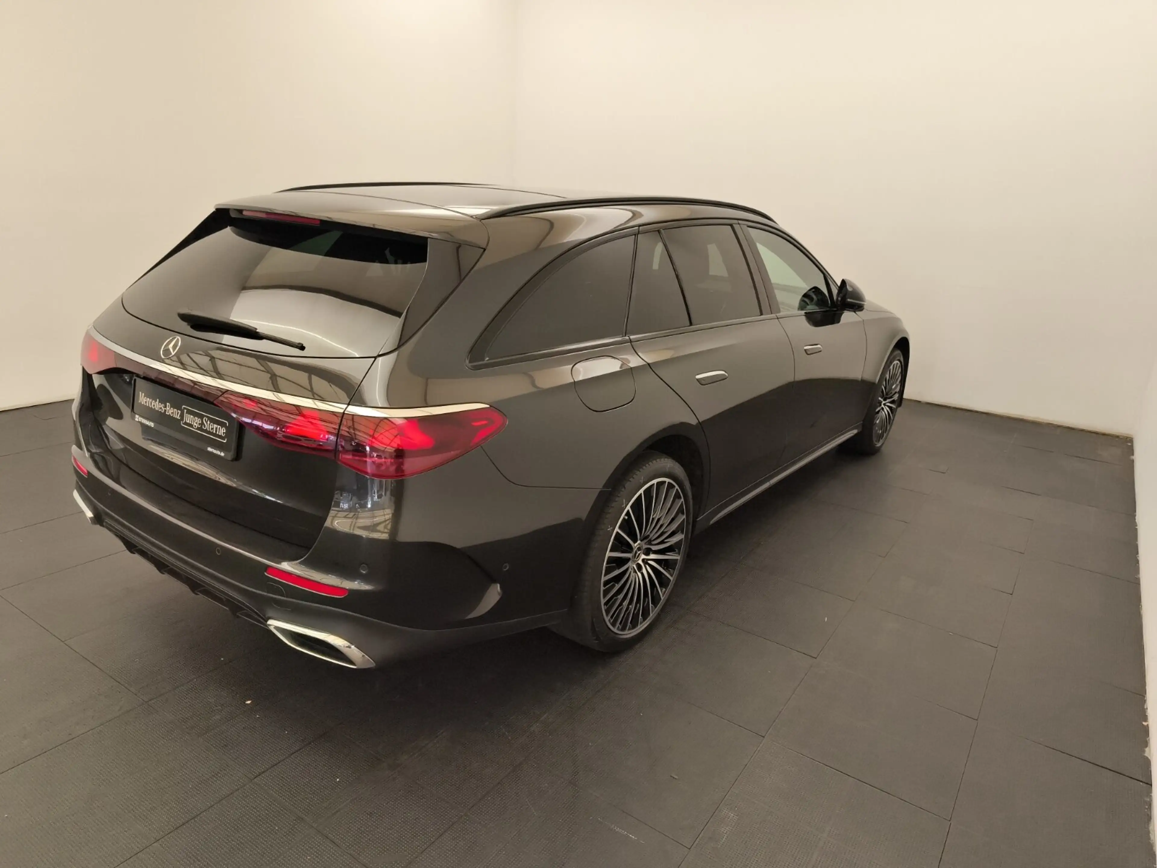 Mercedes-Benz E 450 E 450 d 4MATIC T-Modell AMG Line Navi/Pano.-Dach — photo 5