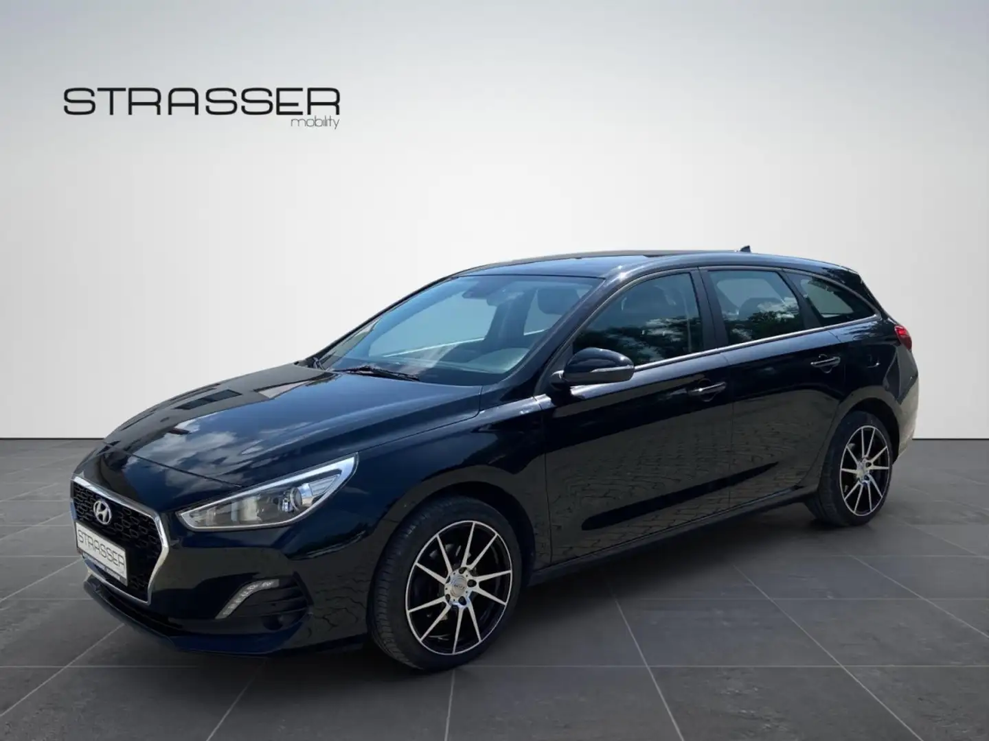 Hyundai i30 cw Klima Navi Rückfahrkamera Sitzheizung Negro - 1
