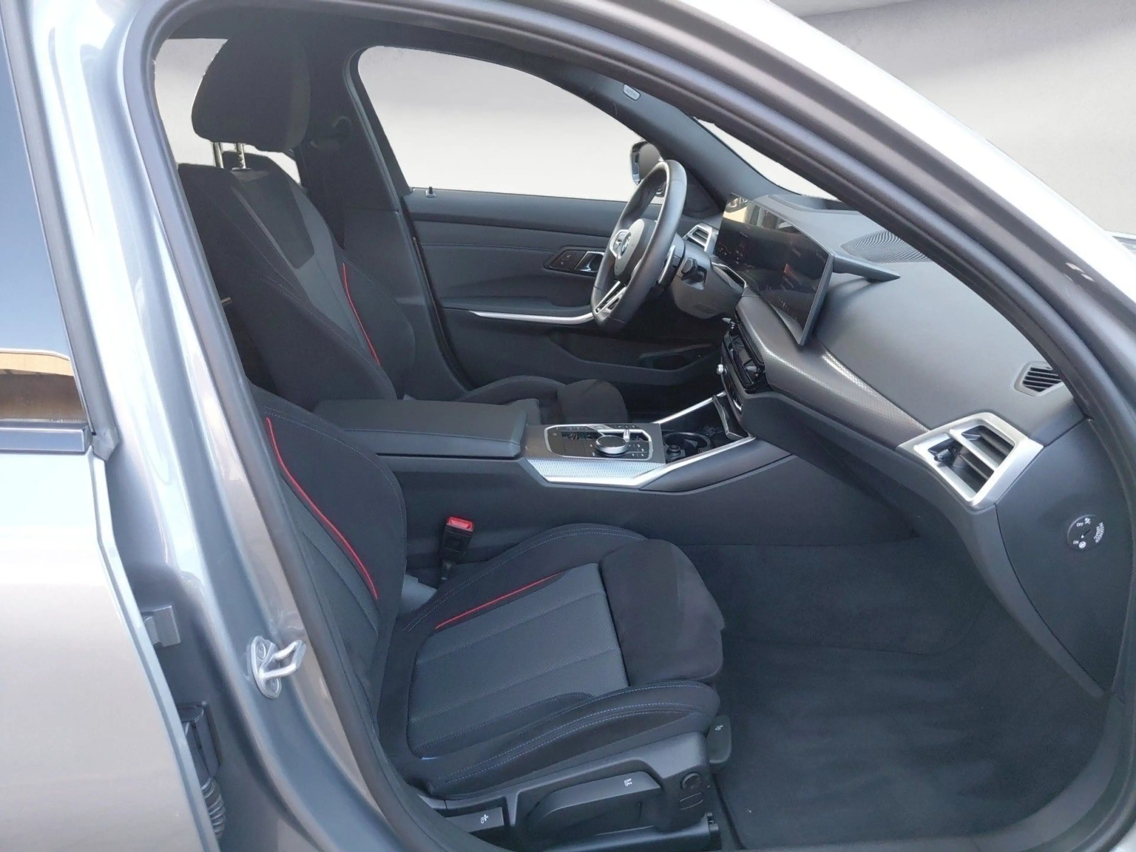 BMW 320 d Touring Automatik M Sport Innovation Hifi A — photo 15