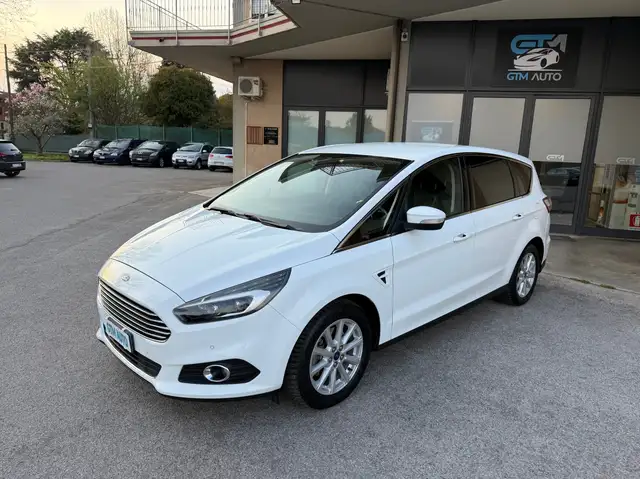 Ford S-Max S-Max II 2015 2.0 tdci Titanium