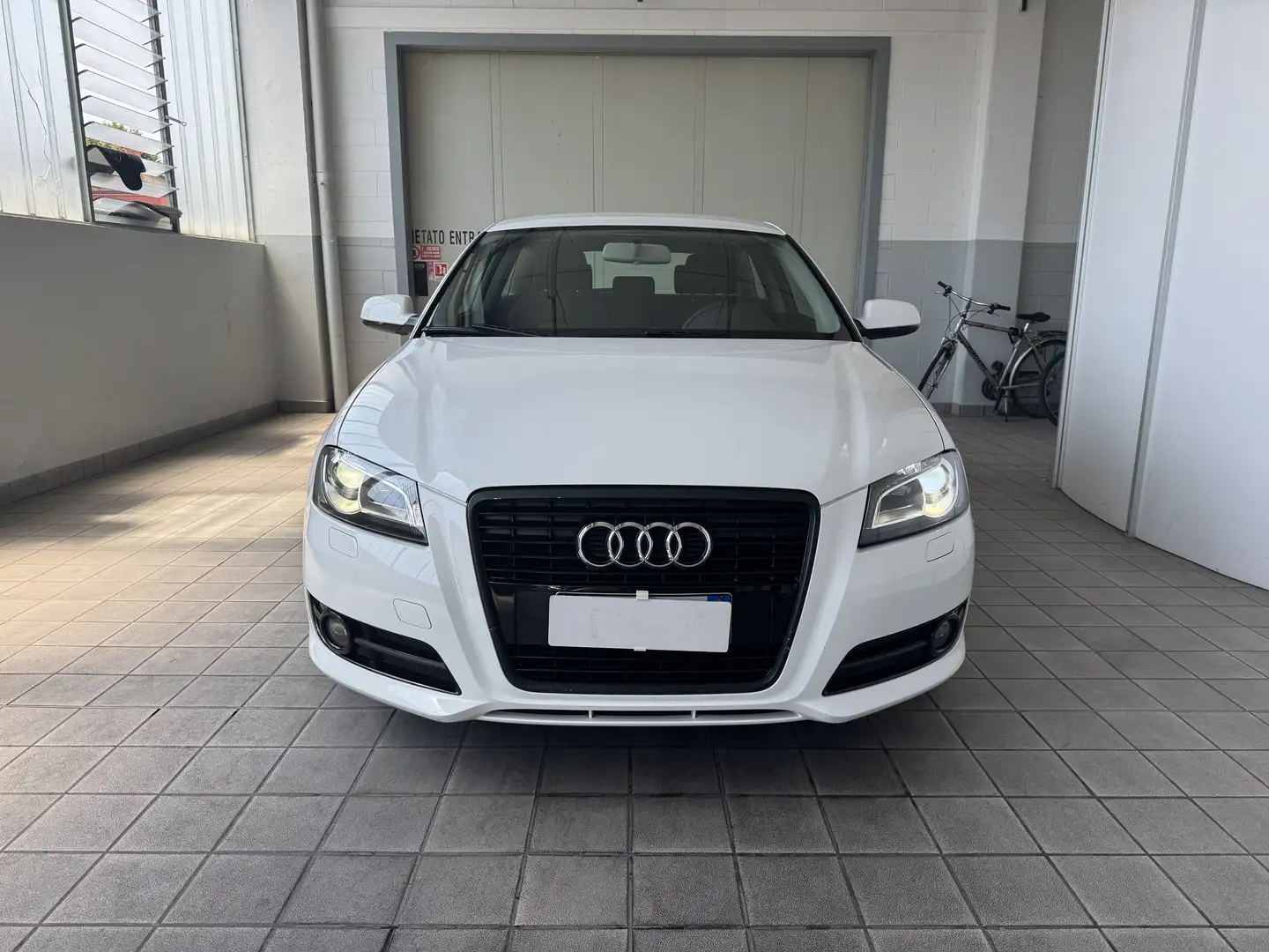 Audi A3 2.0 tdi Ambition - 1