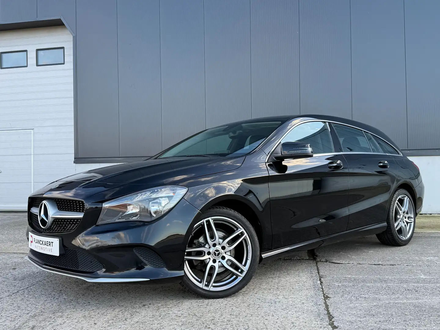 Mercedes-Benz CLA 200 CLA Shooting Brake 200 d 7G-DCT *Camera/pdc/18''al Black - 2