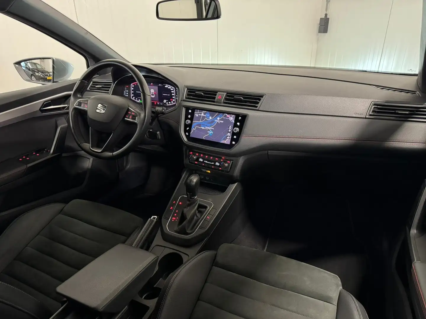 SEAT Ibiza 1.0 TSI FR 2019 116PK DSG/LED/CAMERA/VIRTUAL/CLIMA Gris - 2