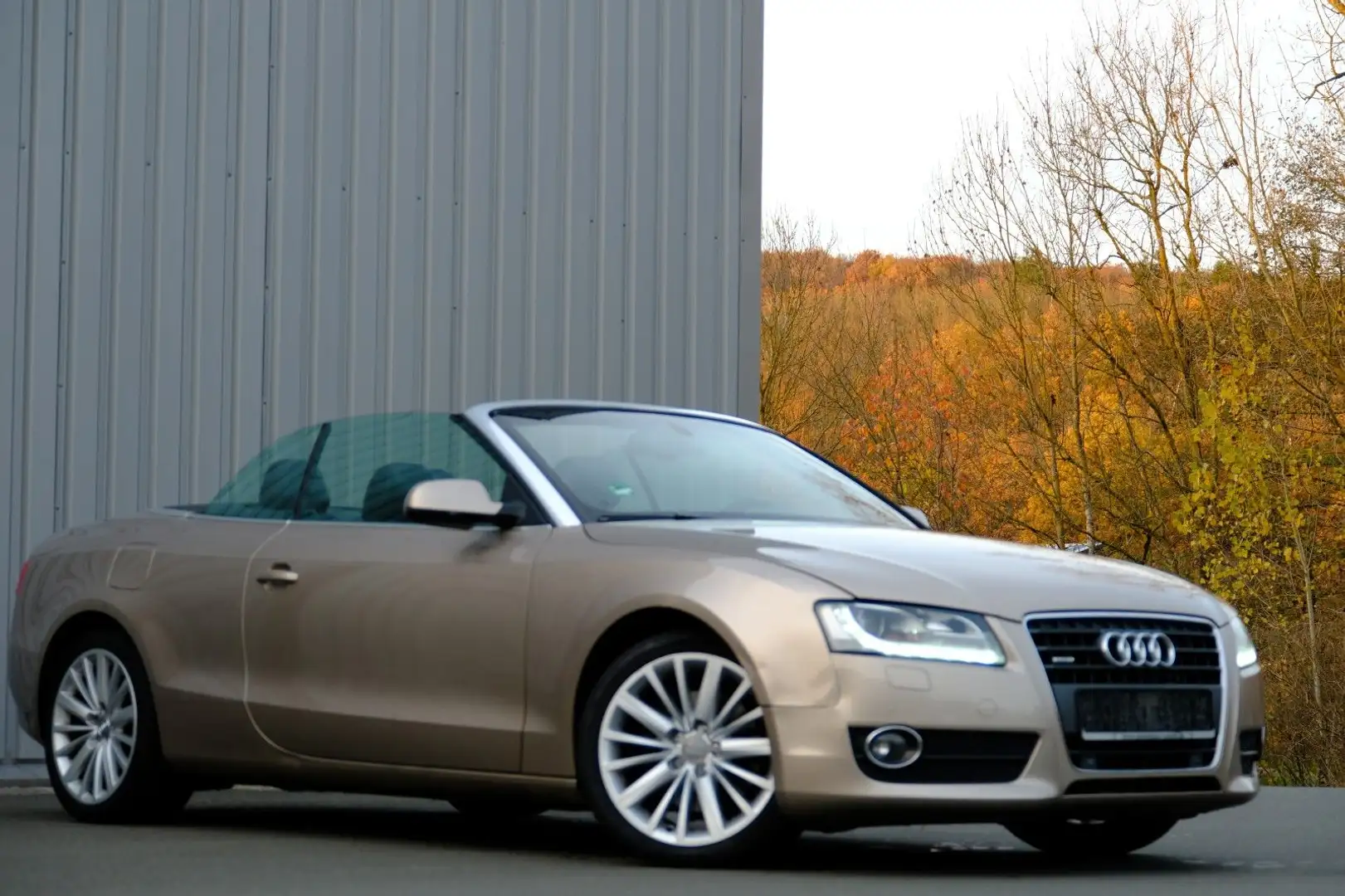 Audi A5 Cabriolet 2.0 TFSI quattro/Automatik Beige - 1