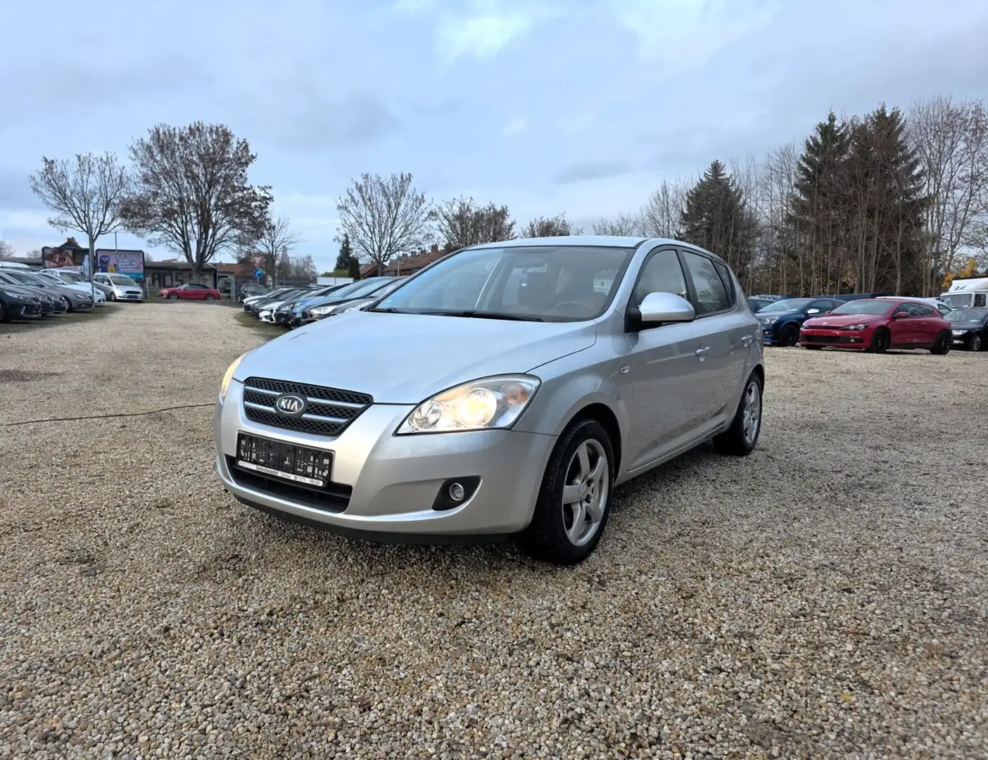 Kia Ceed / cee'd LX 1.4*Eur 4*M+S/LMF*Klimaaut*Temp* Argent - 1