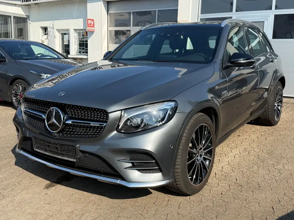 Mercedes-Benz GLC 43 AMG 2018 из Европы — купить под ключ