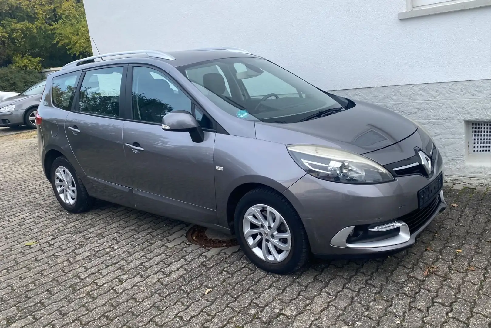 Renault Grand Scenic 1.5 dCi Paris DeLuxe Navi PDC SHZ Gri - 1