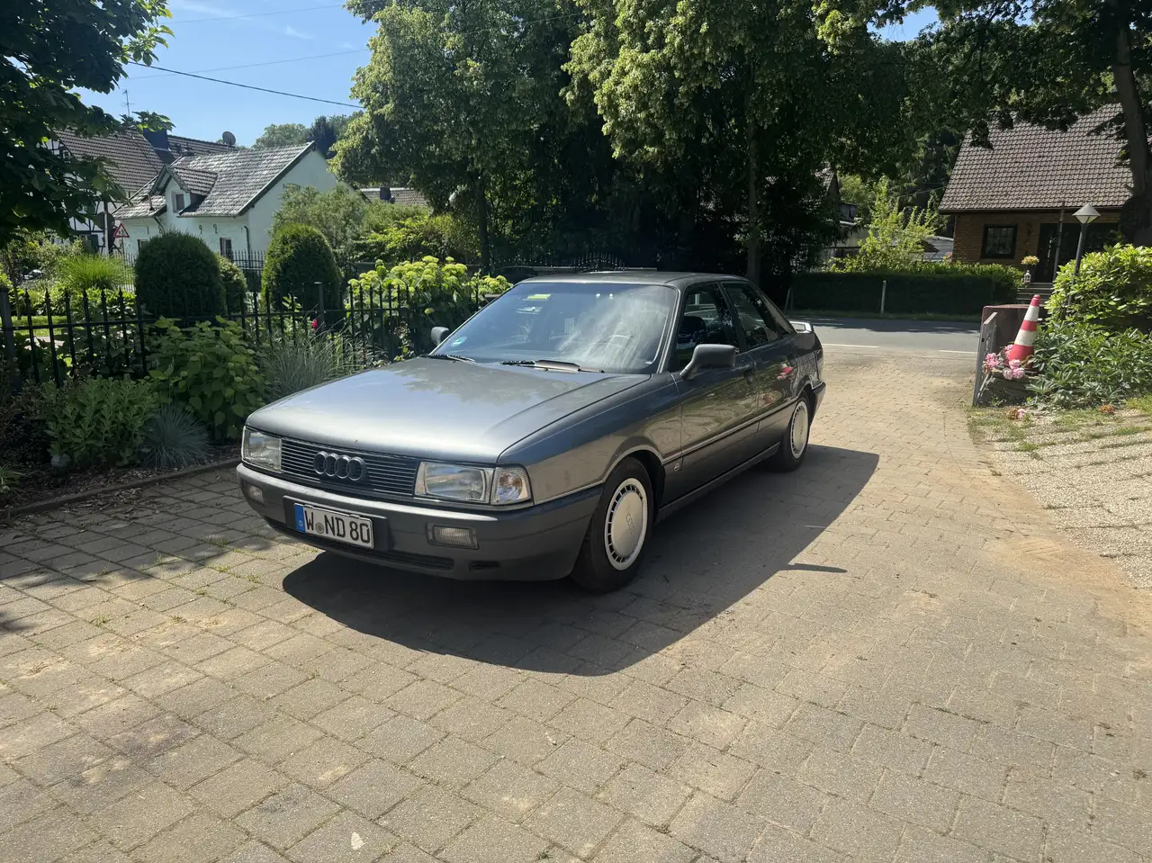 Audi 80 1.8 S Special, foto 1