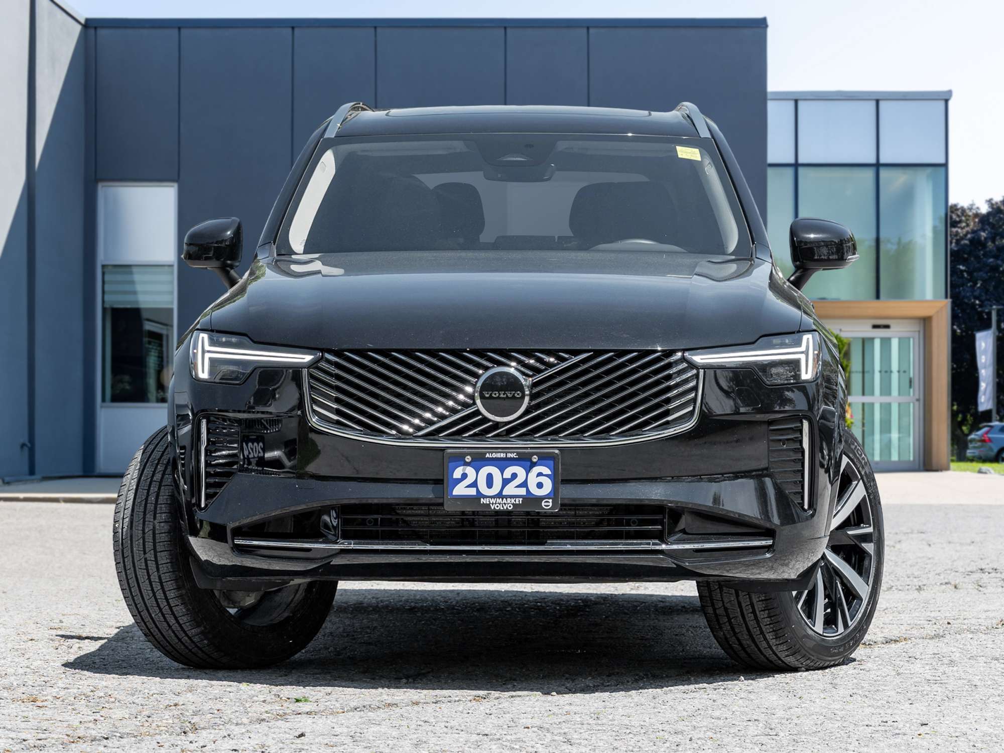 2026 Volvo XC90 B6 AWD Core 7-Seater |SPECIAL CPO INTEREST RATE* alt 3