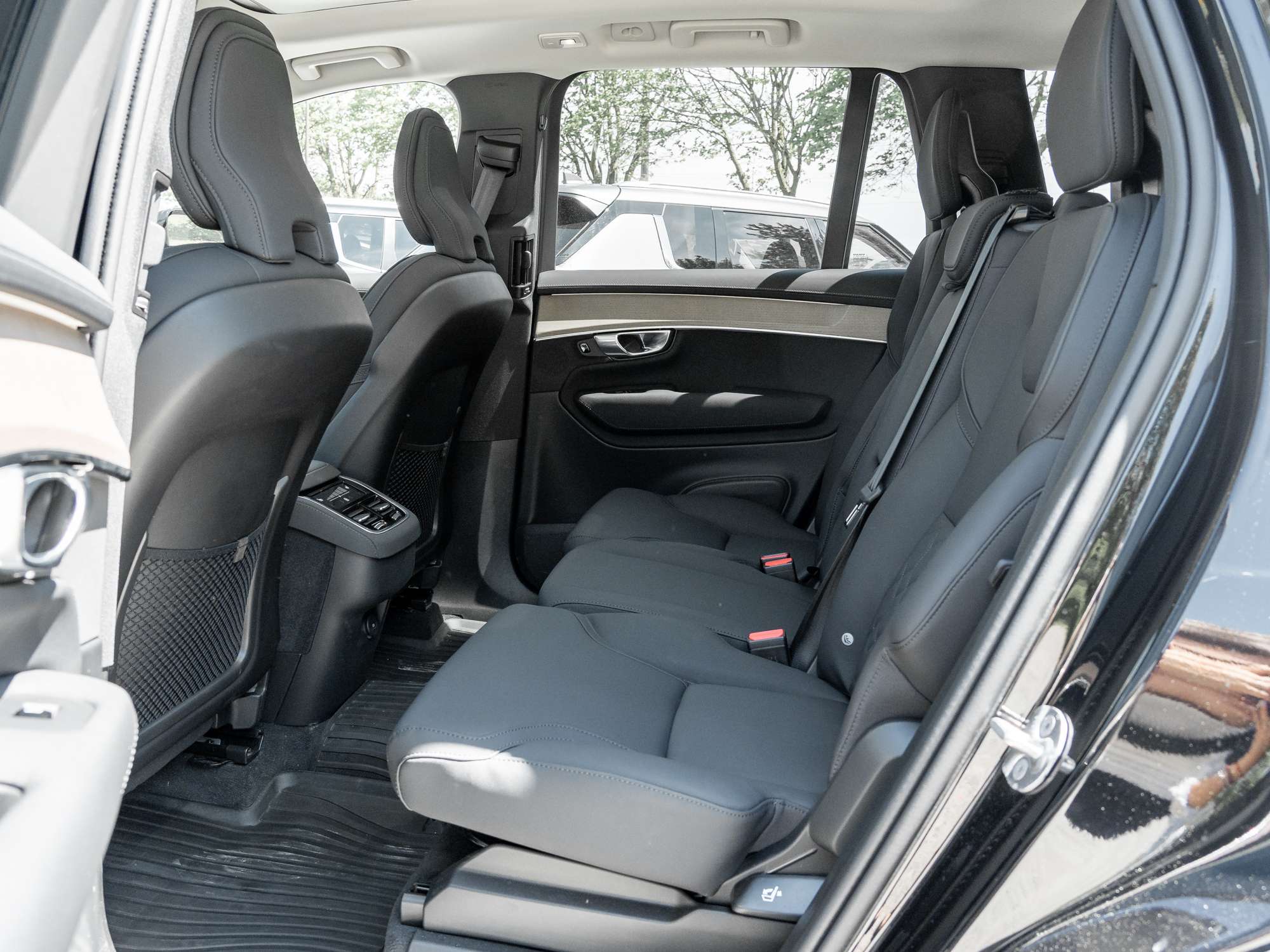 2026 Volvo XC90 B6 AWD Core 7-Seater |SPECIAL CPO INTEREST RATE* thumb 23