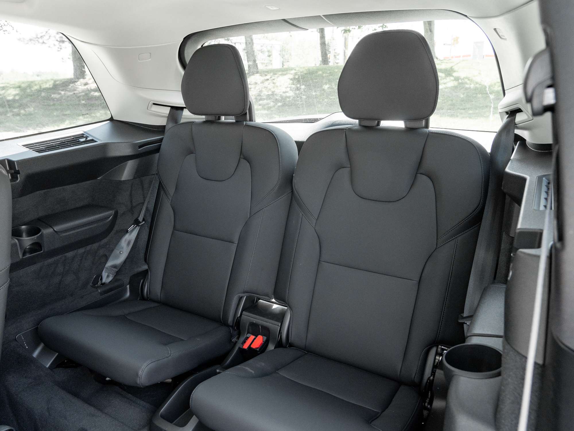 2026 Volvo XC90 B6 AWD Core 7-Seater |SPECIAL CPO INTEREST RATE* thumb 25