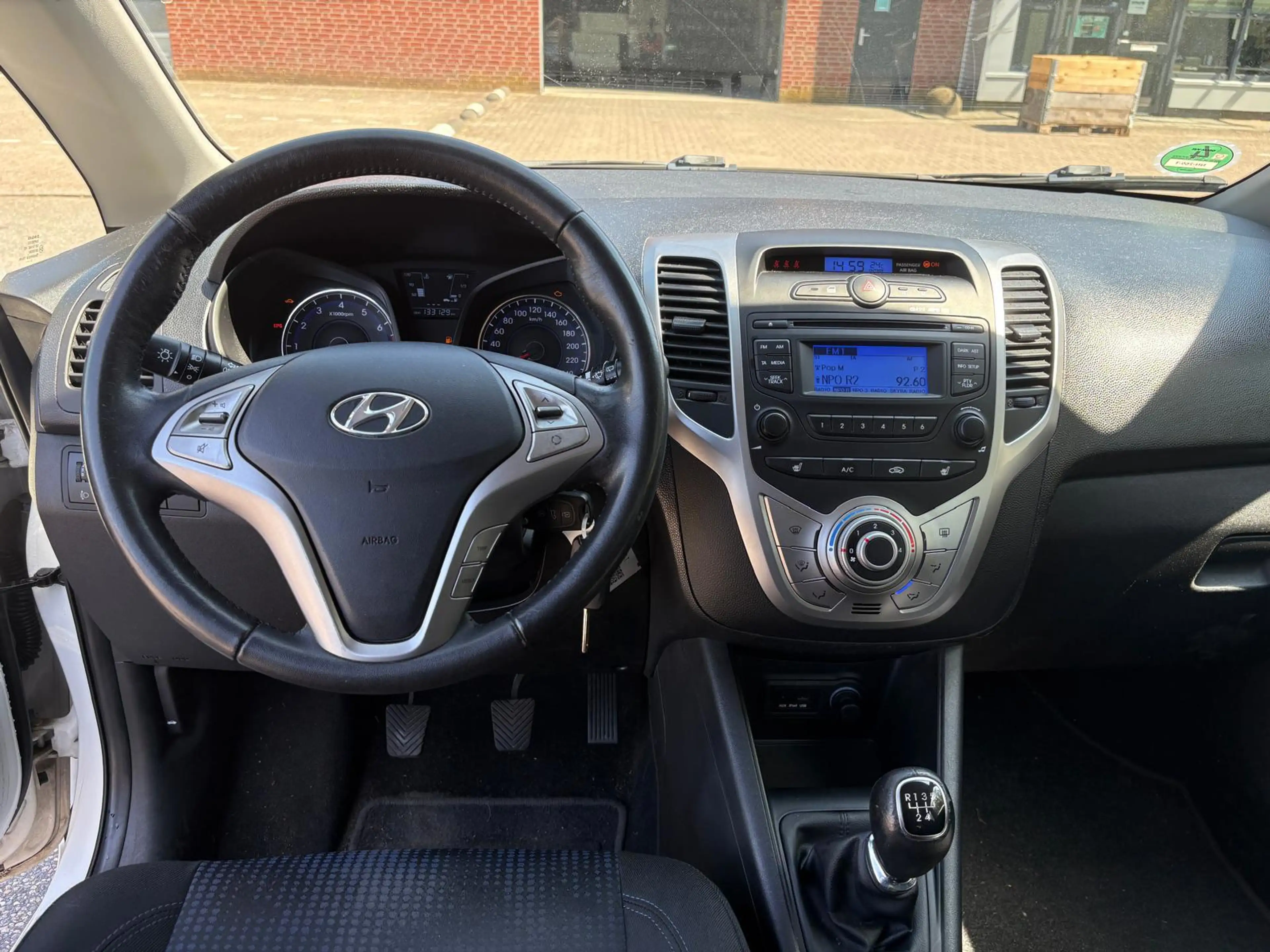 Hyundai iX20 1.4i i-Vision* Airco* Cruise*Stoelverwarming*P Sen — photo 3