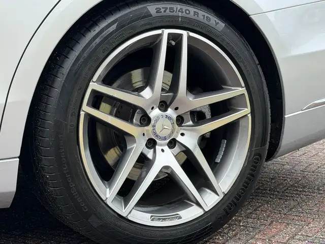 Mercedes-Benz S-Class view 11