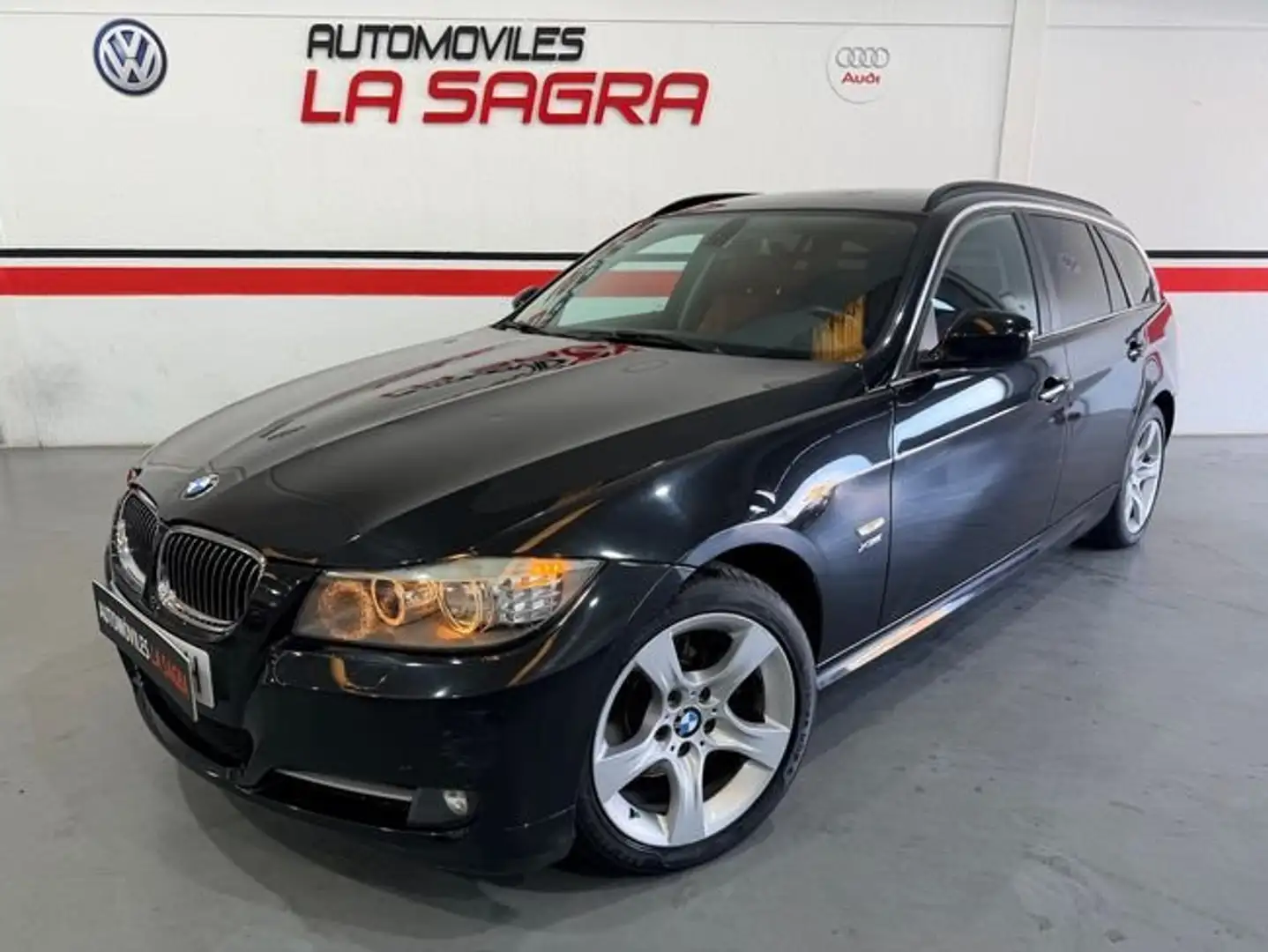BMW 320 320d Touring Negro - 1