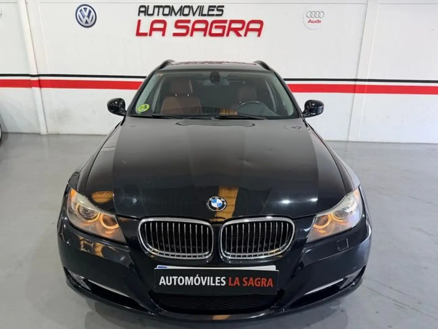 BMW 320 320d Touring Negro - 2