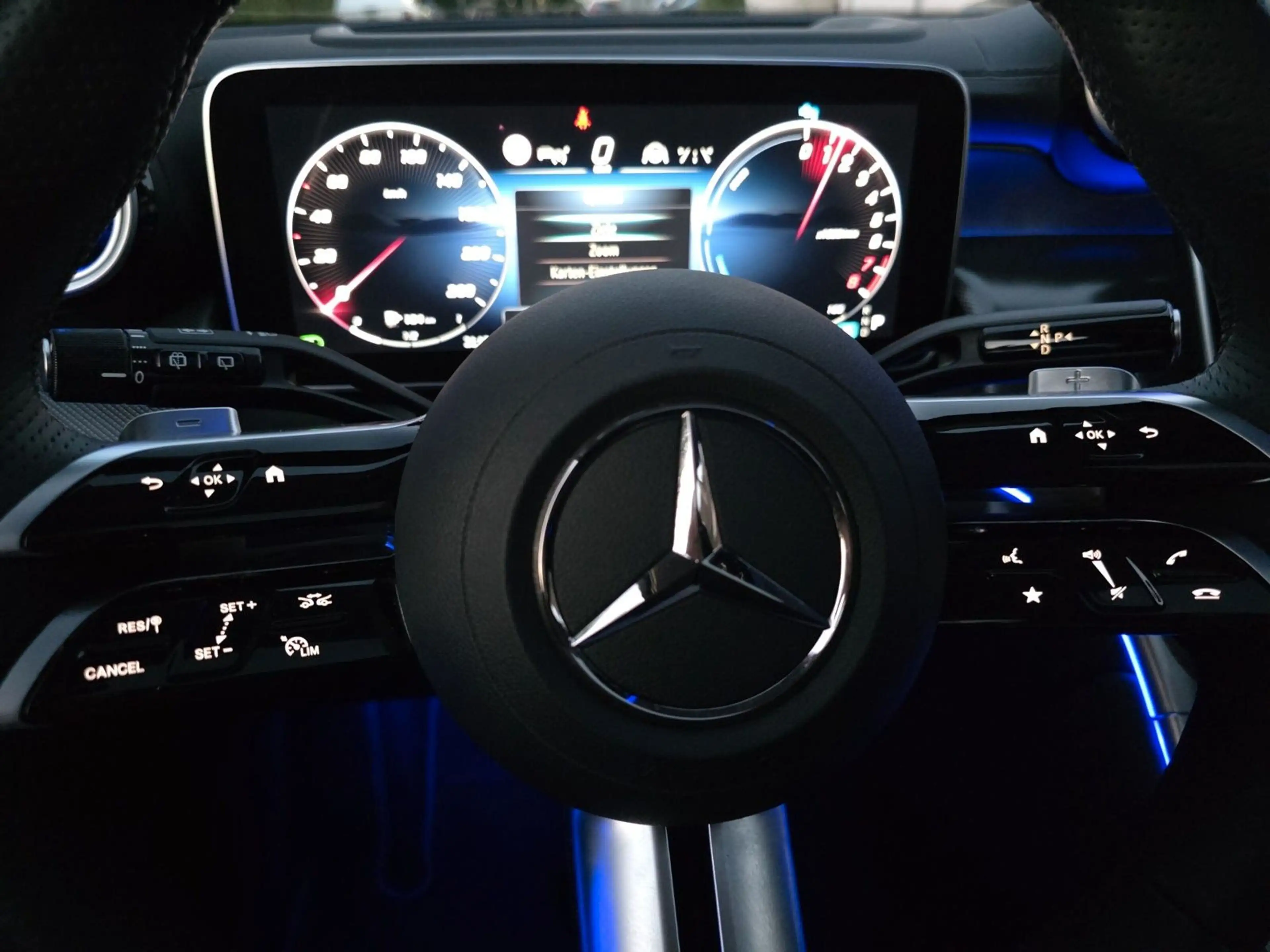 Mercedes-Benz GLC 400 e 4Matic AMG LINE Panorama  Burmester — photo 13