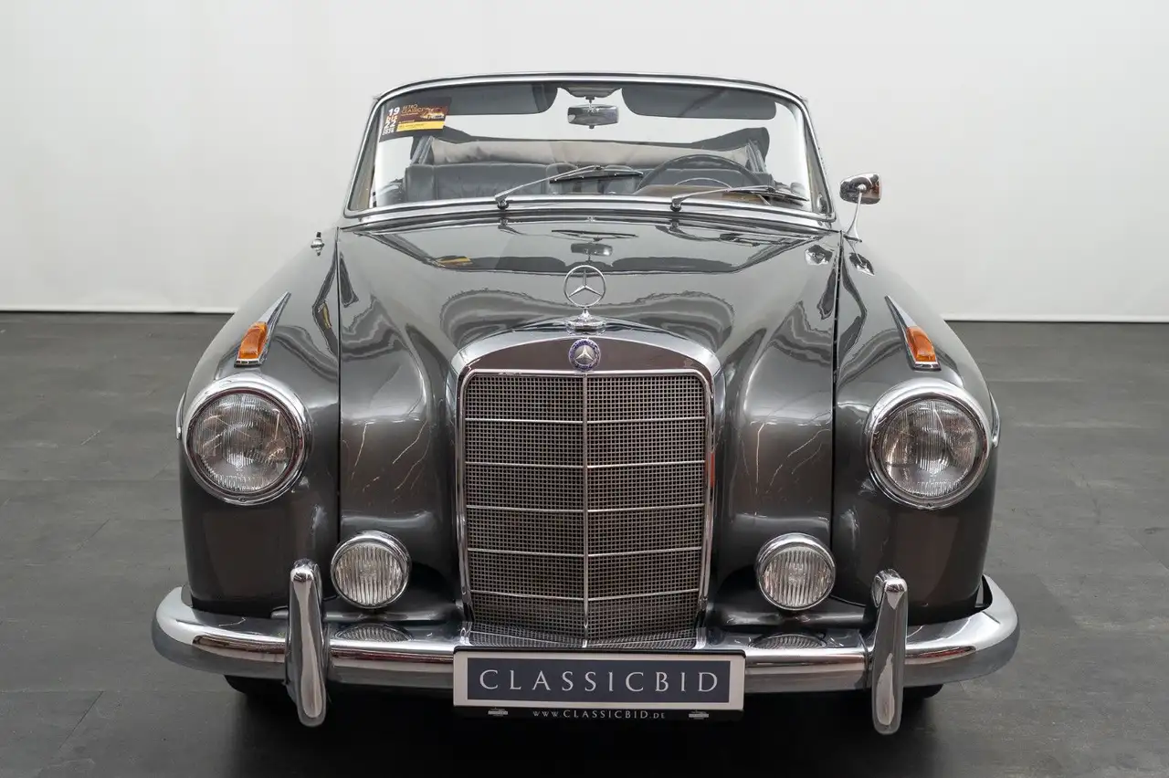 Mercedes-Benz 220 S Ponton Cabriolet, foto 3