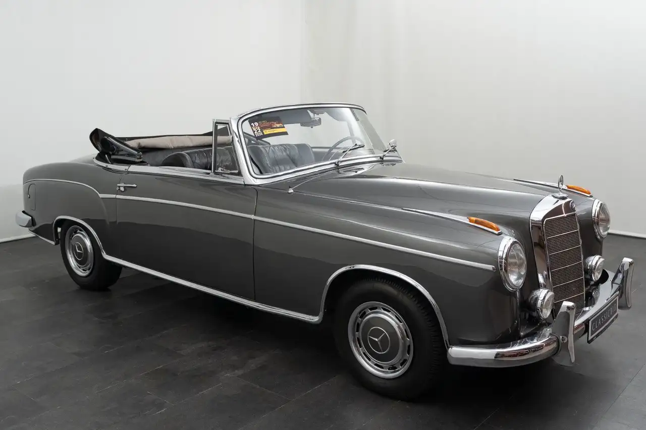 Mercedes-Benz 220 S Ponton Cabriolet, foto 2