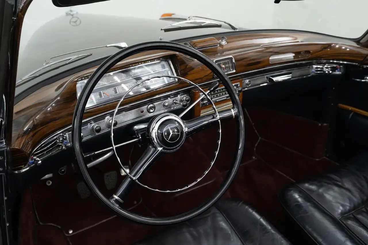 Mercedes-Benz 220 S Ponton Cabriolet, foto 10