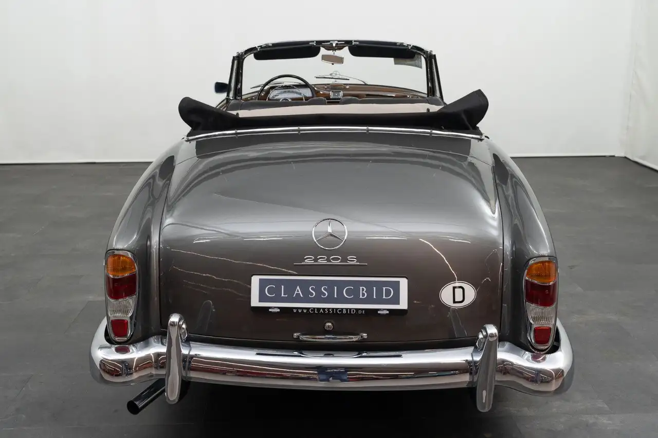 Mercedes-Benz 220 S Ponton Cabriolet, foto 4