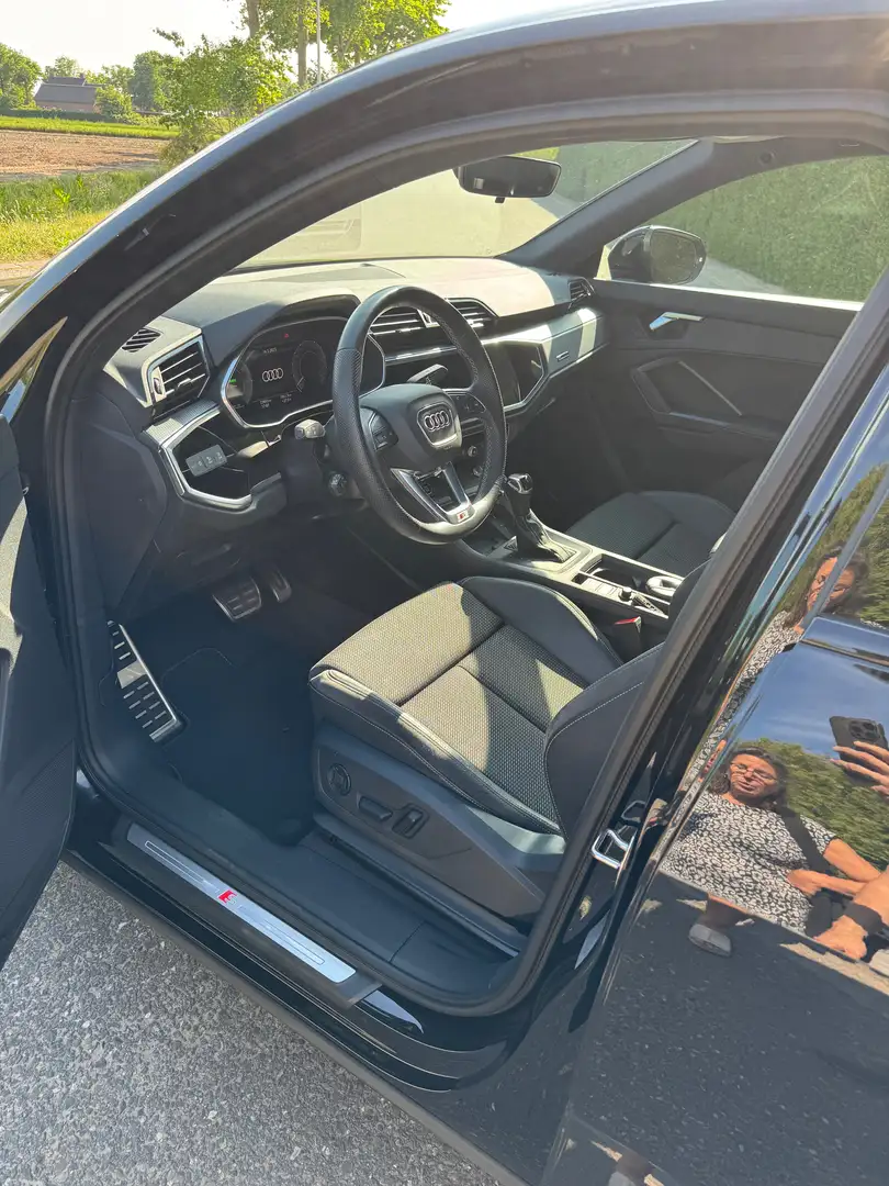 Audi Q3 Q3 45 TFSI e S Edition Black - 2