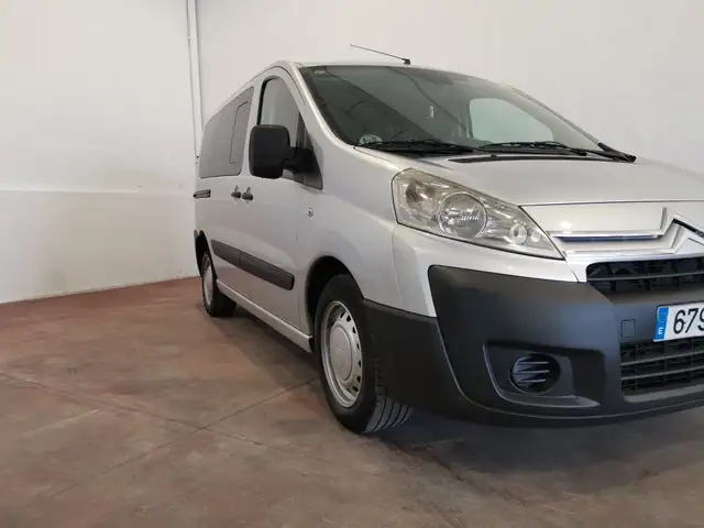 Citroen Jumpy view 5